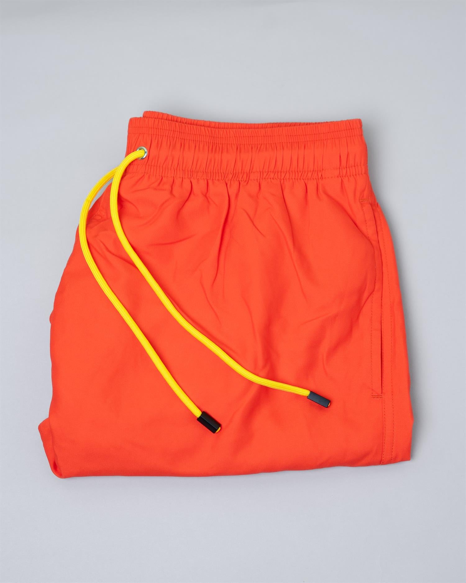 Badeshorts, Aperitiff